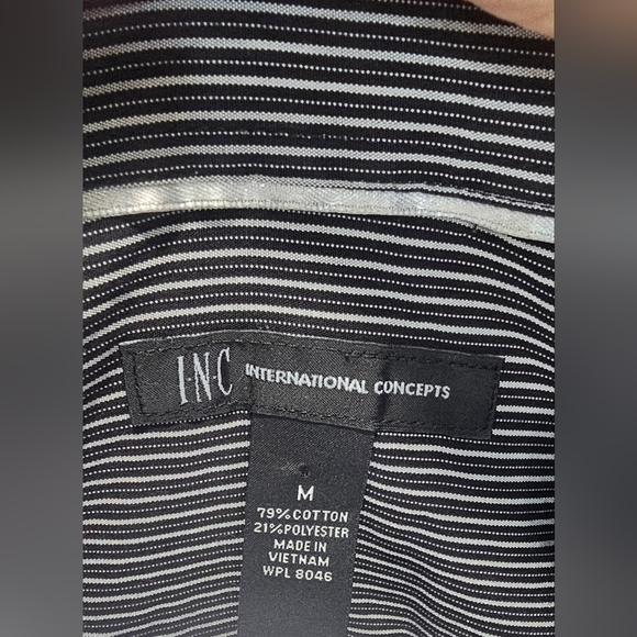INC International Concepts Men’s Button Down Dress Shirt Black White Pinstripe M - Picture 9 of 12